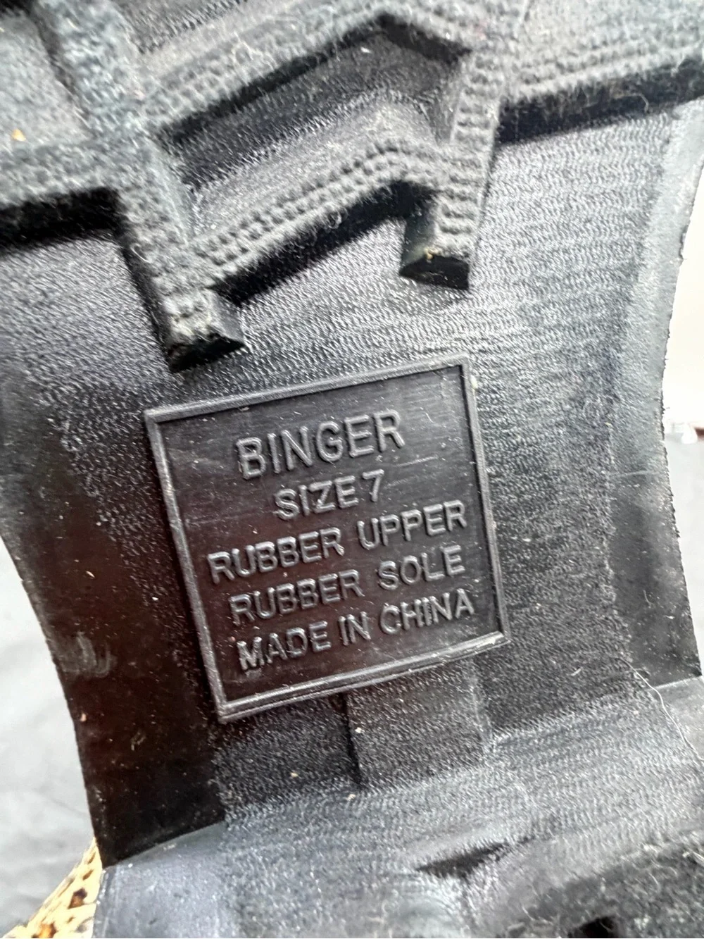 EUC Binger Cheetah Rain Boots